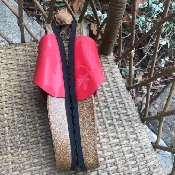 Women’s Birkenstock Slides- Size 39 Red - Picture 5 of 6